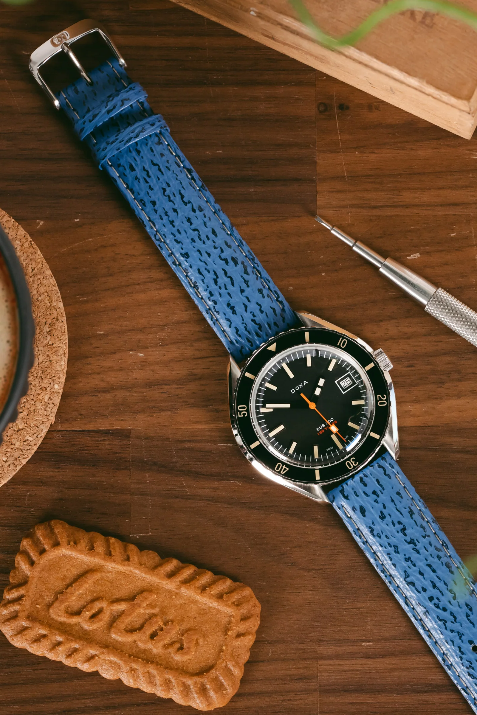Di-Modell SHARKSKIN Waterproof Leather Watch Strap in ROYAL BLUE - Image 2