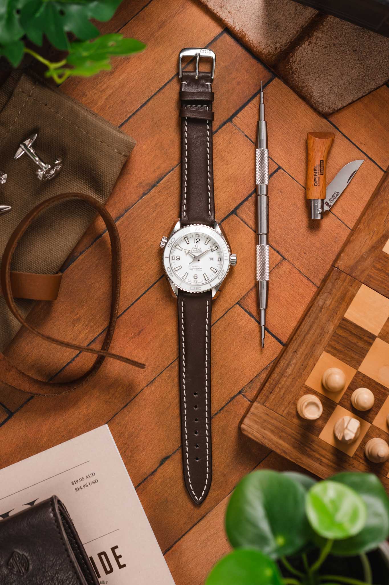 RIOS1931 DEEP SEA Hydrophobic Leather Watch Strap in MOCHA - Image 6