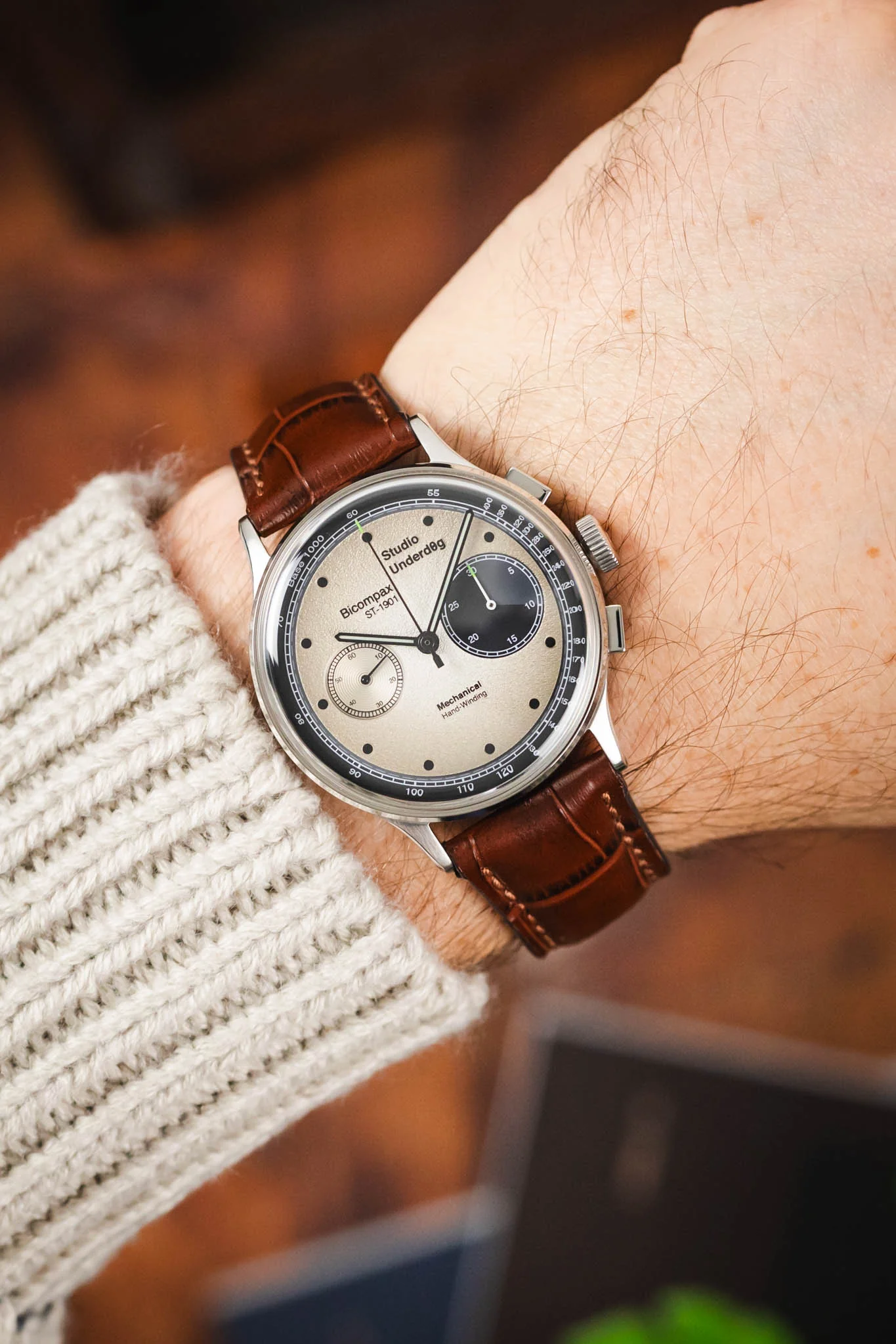 RIOS1931 LOUISIANA Alligator-Embossed Leather Watch Strap in MAHOGANY - Image 2